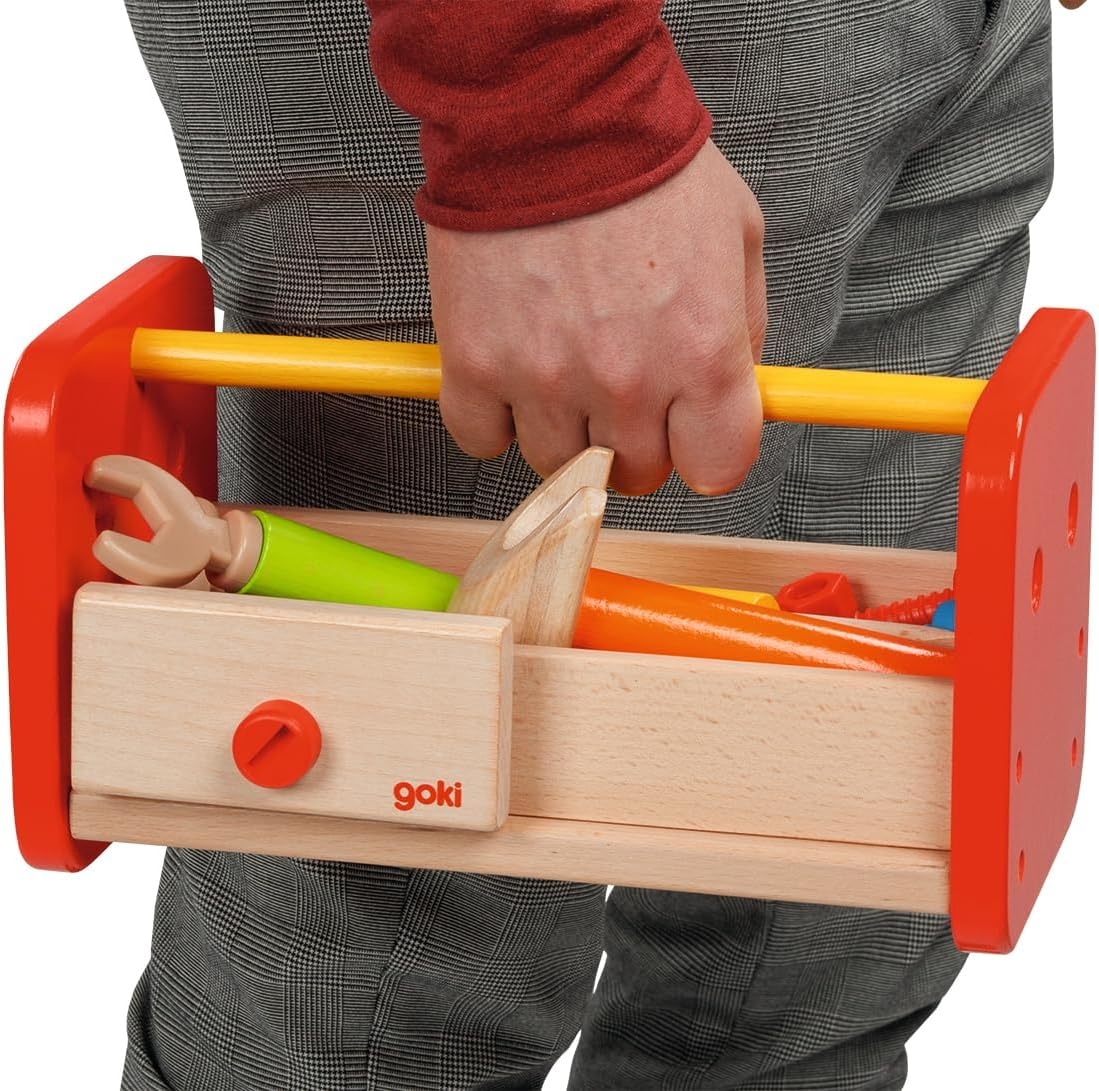 GOKI 58871 Werkbank mit Aufbewahrungsbox - 2-in-1 Spielset für kleine Handwerker GOKI 58871 Werkbank mit Aufbewahrungsbox - 2-in-1 Spielset für kleine Handwerker