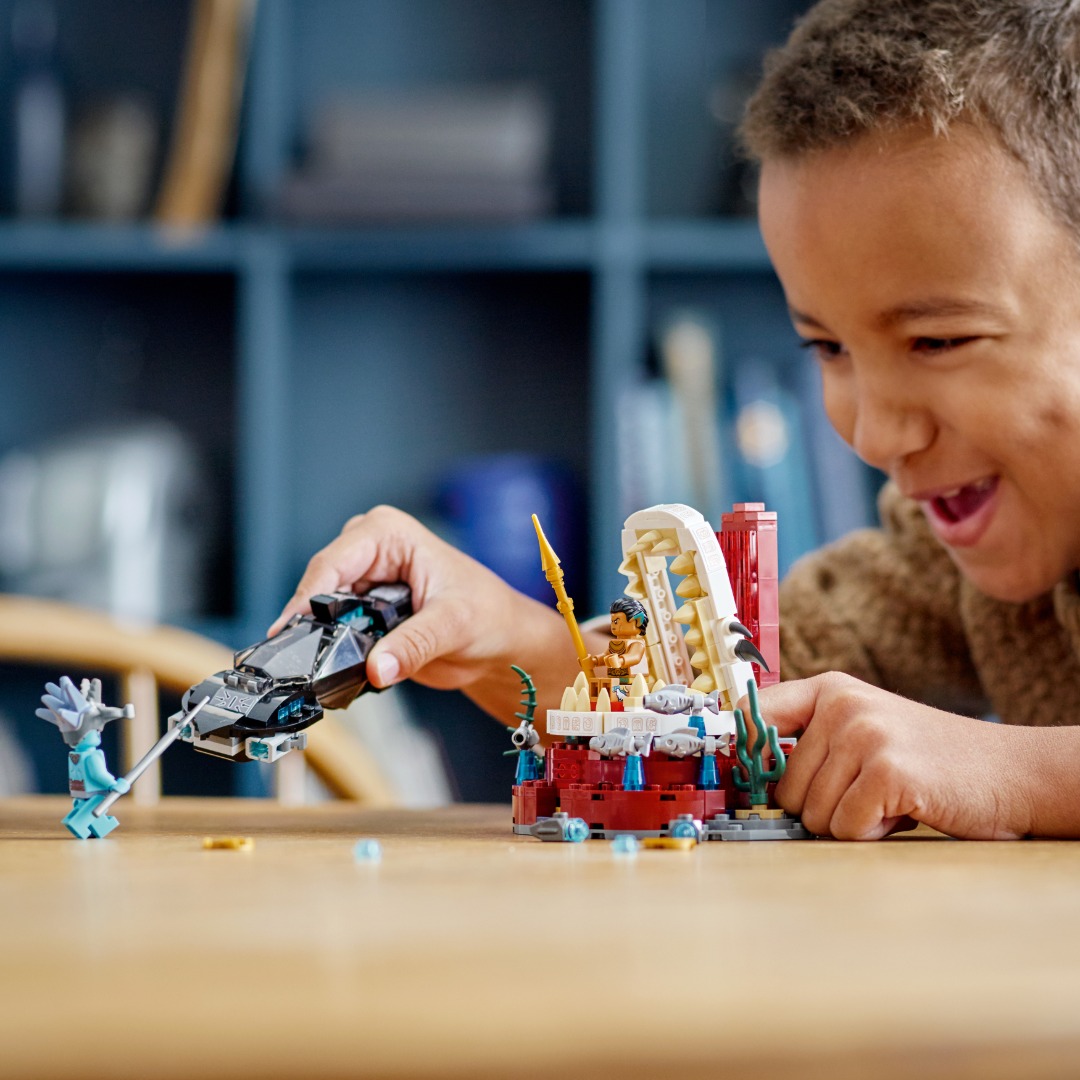 LEGO® MARVEL König Namors Thronsaal 76213