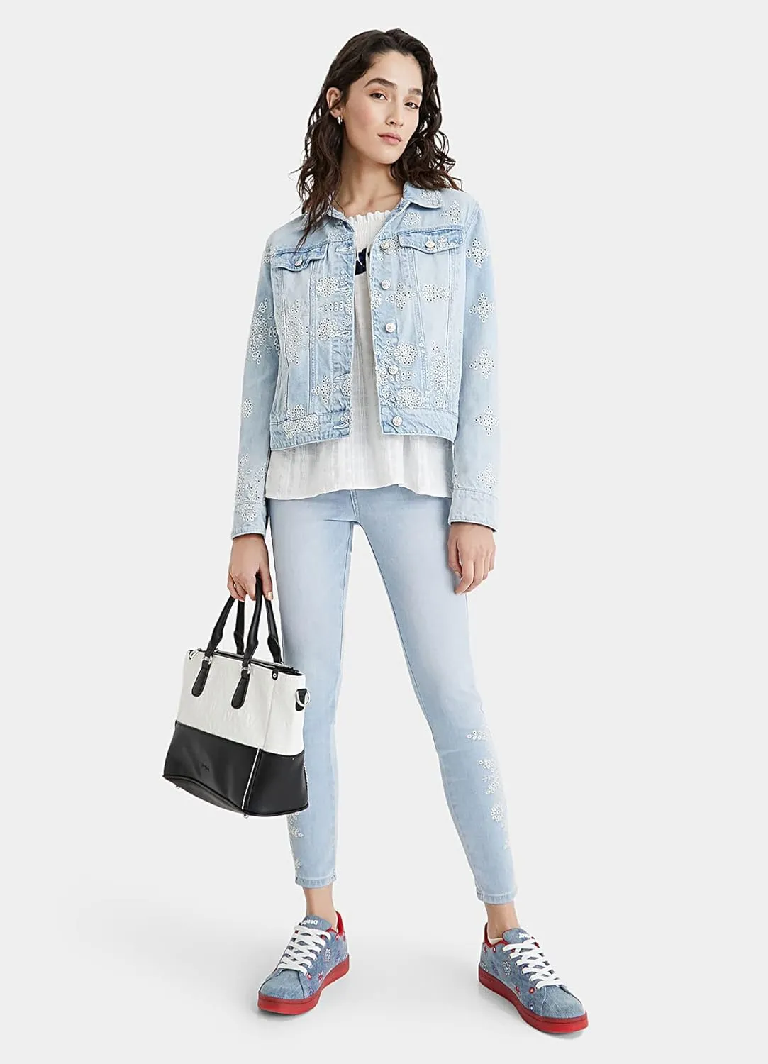 Desigual Damen Jeansjacke „Chaq Calm“ - Denim 21SWED155007 GR. 40