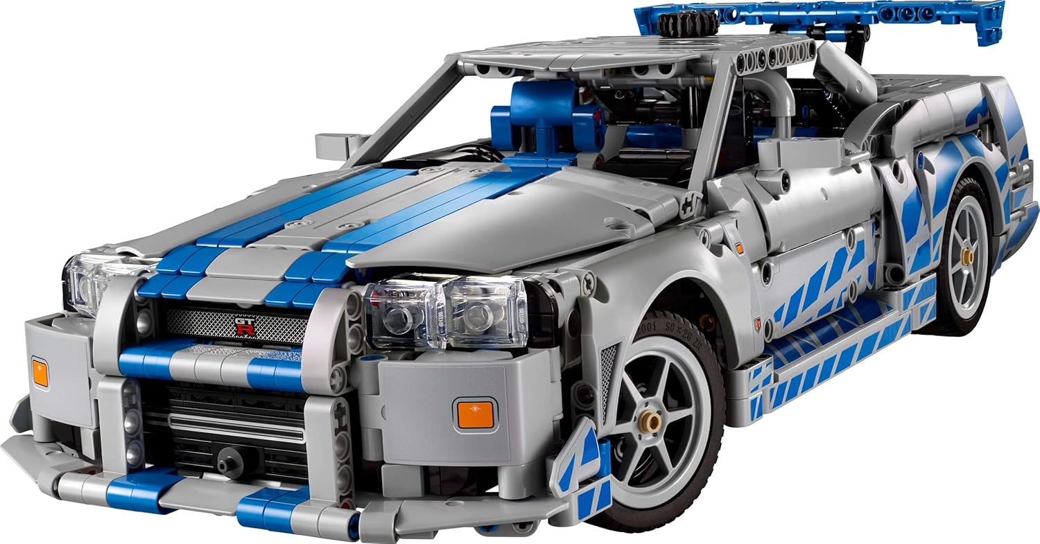 LEGO® Technic 42210 2 Fast 2 Furious Nissan Skyline GT-R Flitzer – Modell 42210 – Verpackung, Zubehör und Details sichtbar